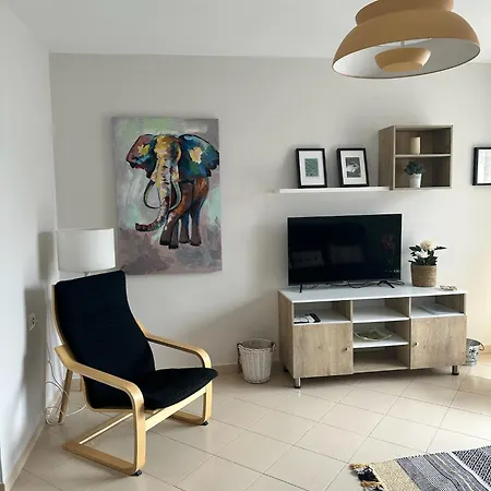 Roxy Apartment